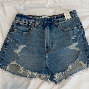 Abercrombie High Rose Mom Shorts